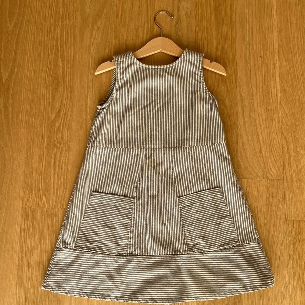 Bonnet a pompon dress, 6A lined 100% cotton - used